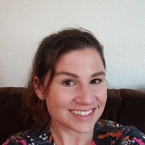 Meet your Posher, Alexandra